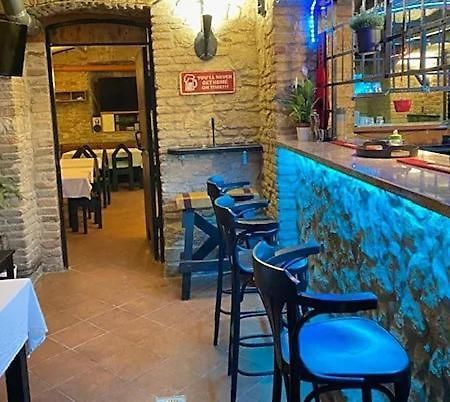 Alba Hostel Прага Екстериор снимка