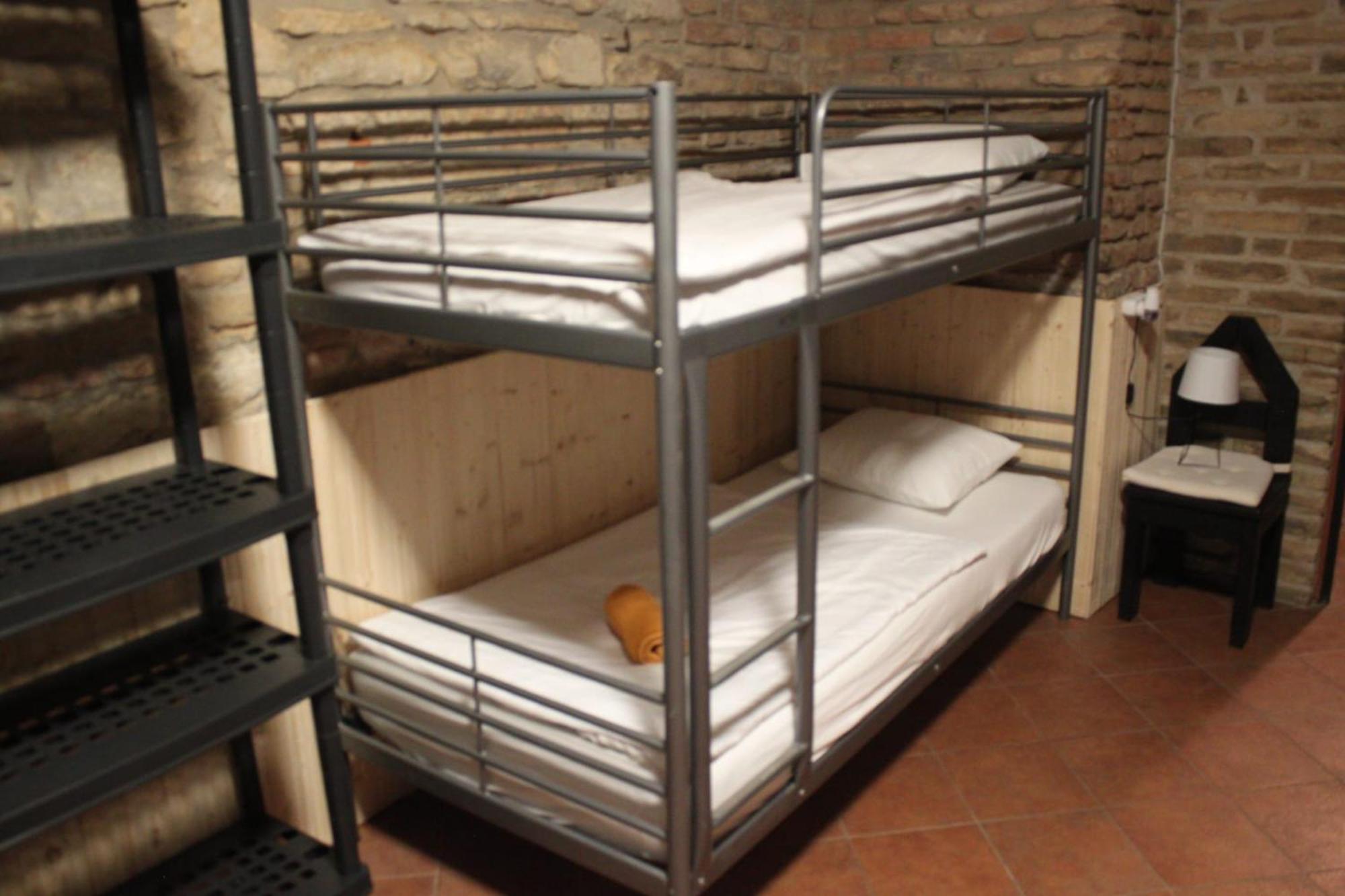 Alba Hostel Прага Екстериор снимка