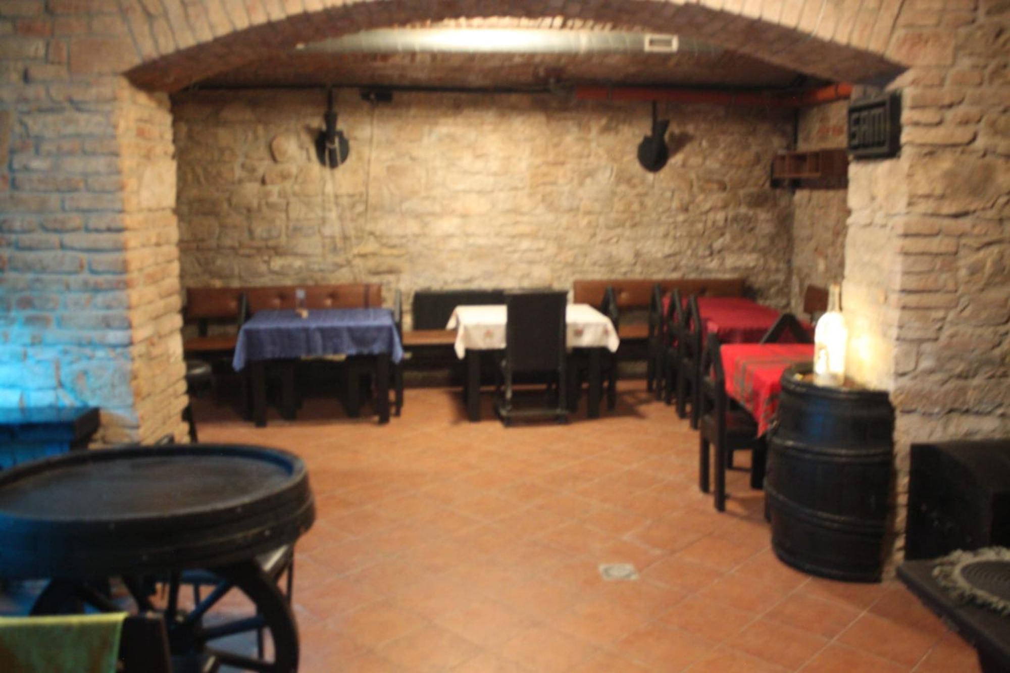 Alba Hostel Прага Екстериор снимка