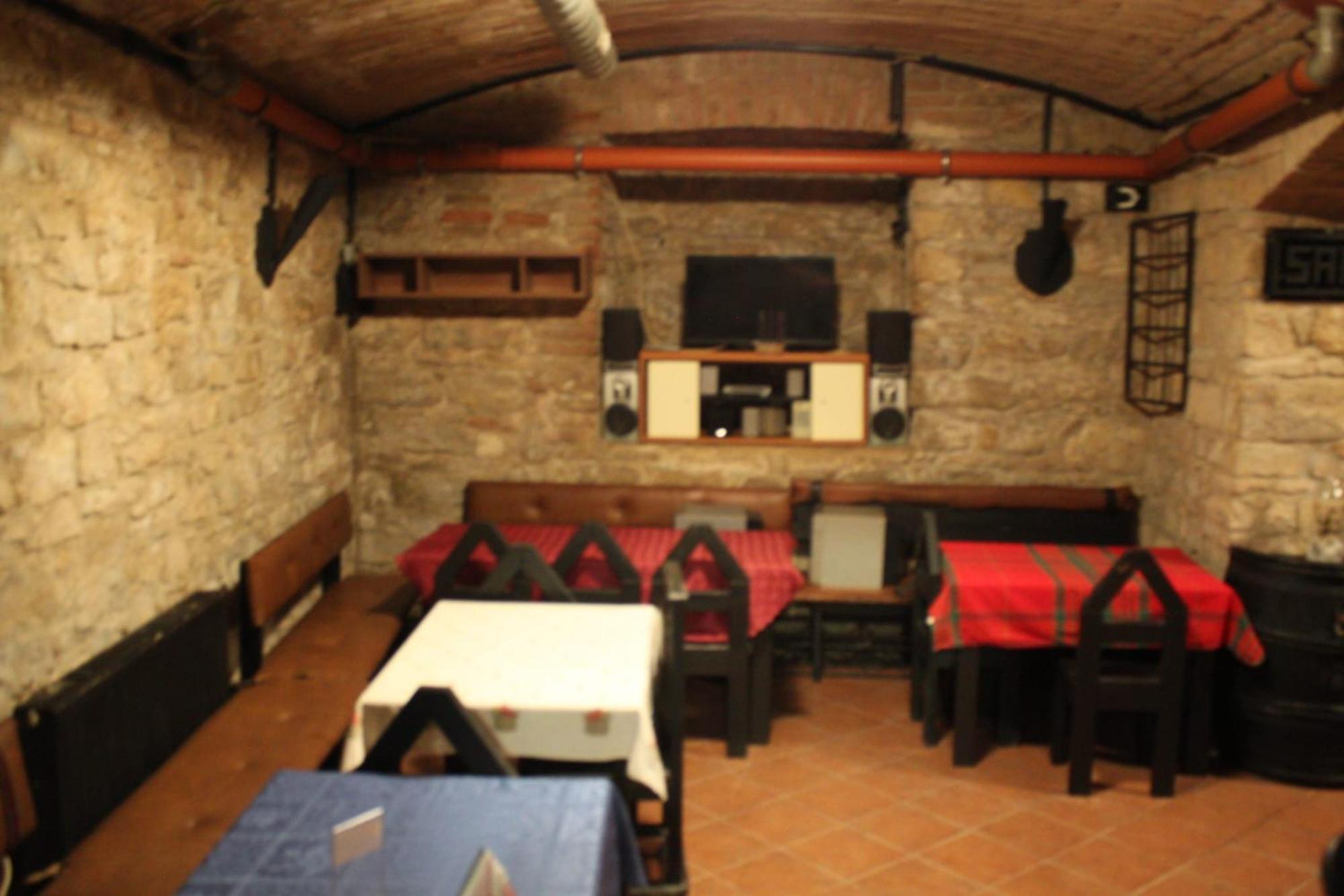 Alba Hostel Прага Екстериор снимка