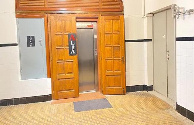 Alba Hostel Прага Екстериор снимка